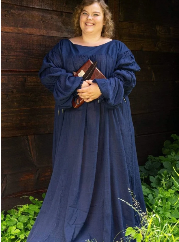 Sous robe romantique Lucrezia bleu marine Le Domaine Terra Corvus